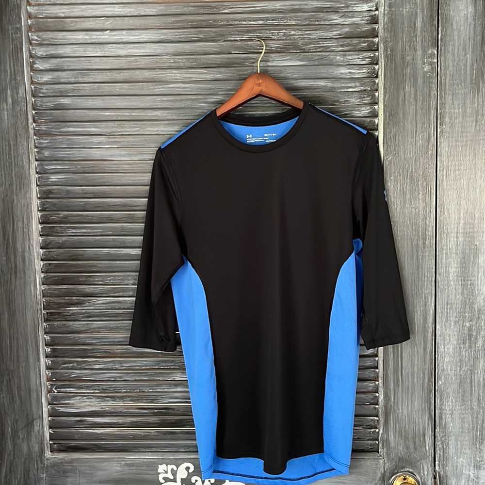 Tight men’s compression shirt for working out and training